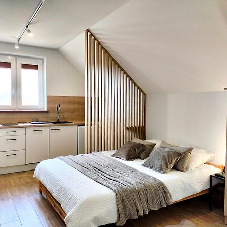 Agroturystyka Jodlowa - Rodzinne Apartamenty W Centrum Gor Swietokrzyskich - Sala Zabaw, Zwierzeta, Bilard Krajno-Zagorze Exterior photo